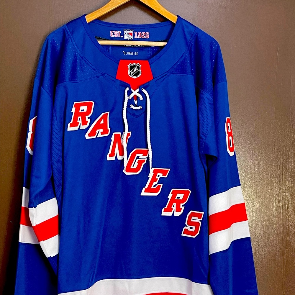 New with tags Patrick Kane Jersey